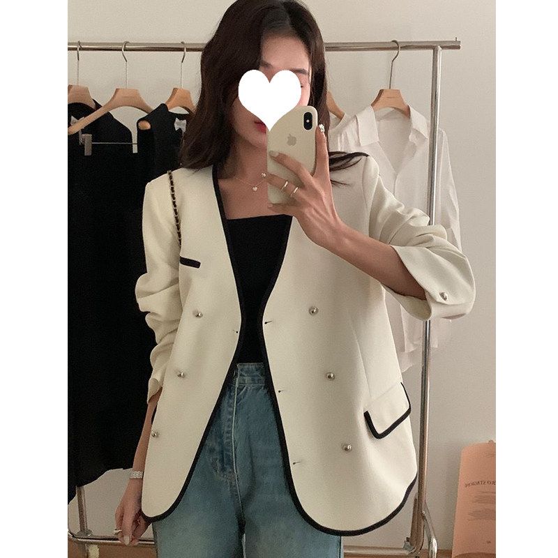 High-end short casual suit jacket female small man 2022 autumn new niche design sense suit small fragrance style