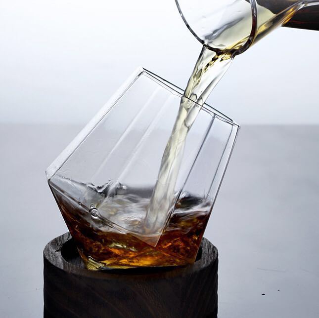 Creative tumbler Whisky Wine Glasses Personality Wine Glasses Diamond Cups Cone Vintage Wine Glasses Men's Beer Cups