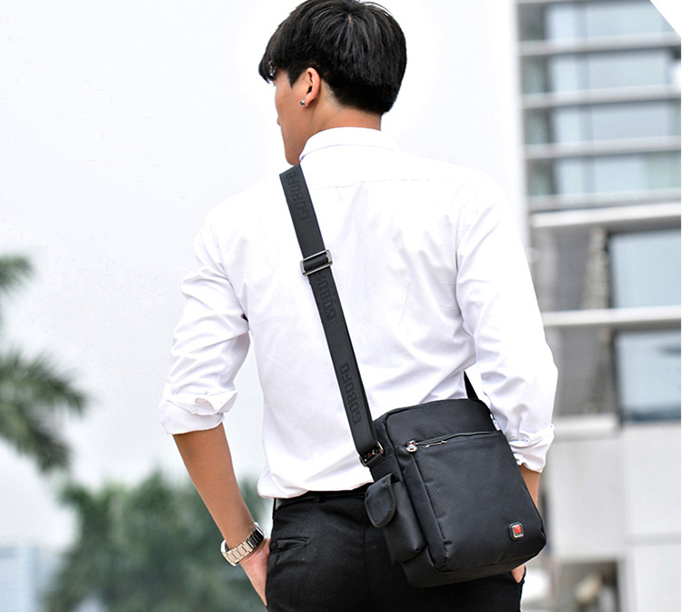 Thời trang nam chính hãng túi đeo vai nam túi xách Messenger Túi đeo chéo ba lô vải chéo nam ví charles & keith