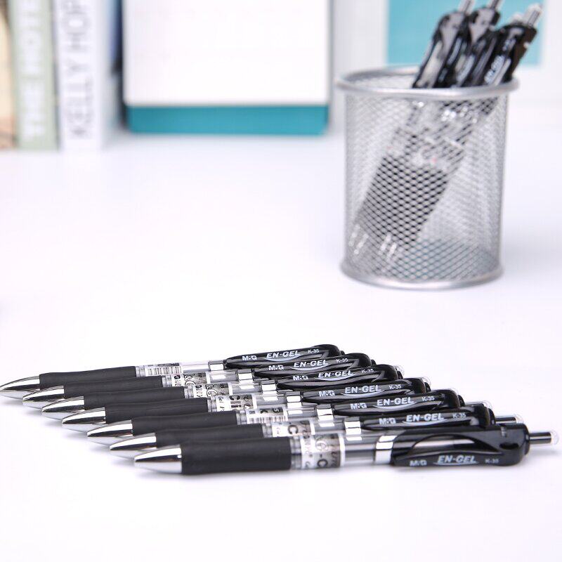 Черная и красная роллерная ручка, 0.5 мм