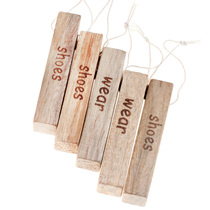 During the rainy season camphor wood blocks (1 pack of 5 sticks) can replace mothballs deodorize mildew-proof and moth-proof 100g