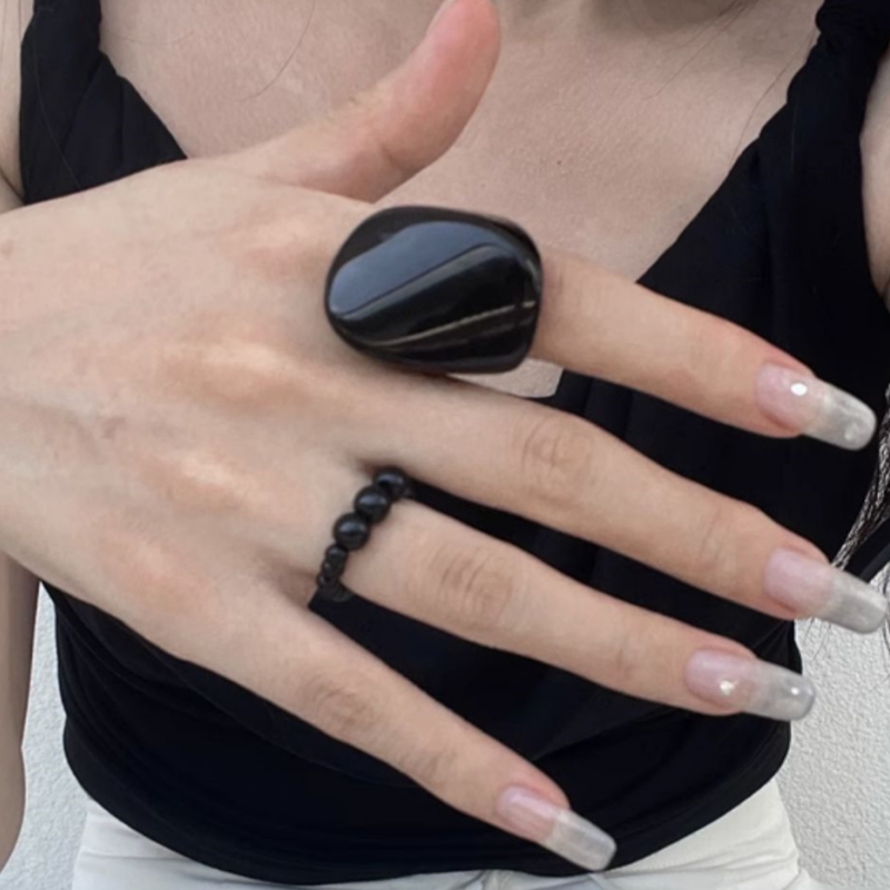 2-Piece Set of Black Acrylic Bead Rings, Large Square Resin Index Finger Rings, Niche Design Rings, Geometric Rings