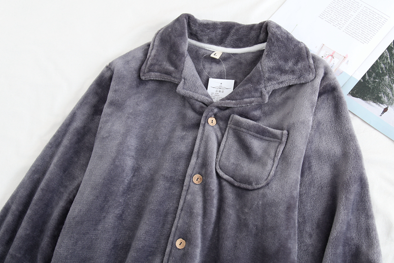 Đồ ngủ nam đơn mảnh flannel ngọn mùa thu và mùa đông kích thước lớn lỏng lẻo của nam cộng với nhung ấm san hô lông cừu dịch vụ nhà shop thời trang nữ