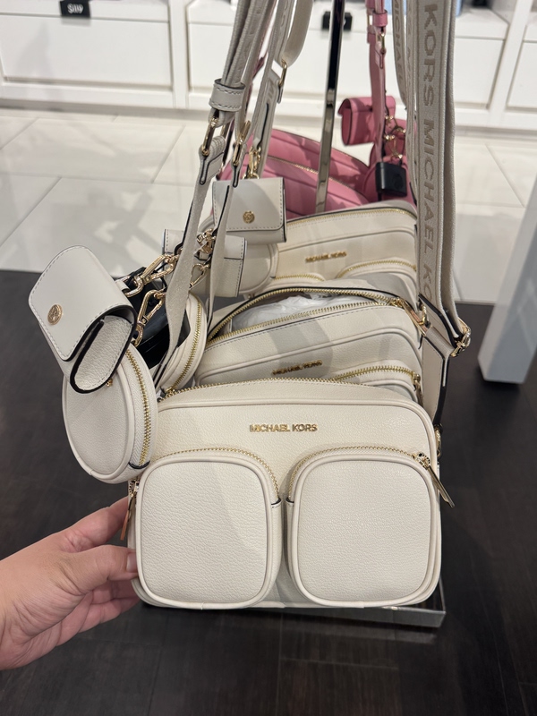 Happy Baby Usa Direct Mail Michael Kors Mk Jane 3-in-1 Camera Bag Happy Baby Usa Direct Mail Michael Kors Mk Jane 3-in-1 Camera Bag