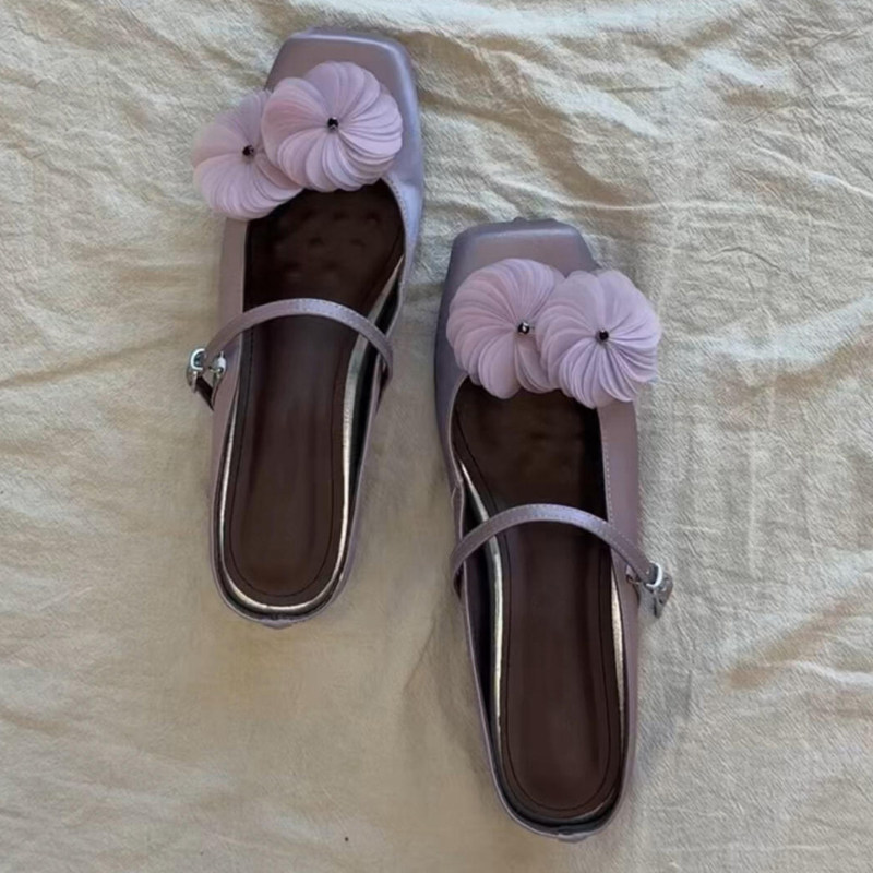 Italy Sanli~French-Style Closed-Toe Slippers for Women, New Summer Fashion, One-Strap with Detachable Flower, Ballet Shoes