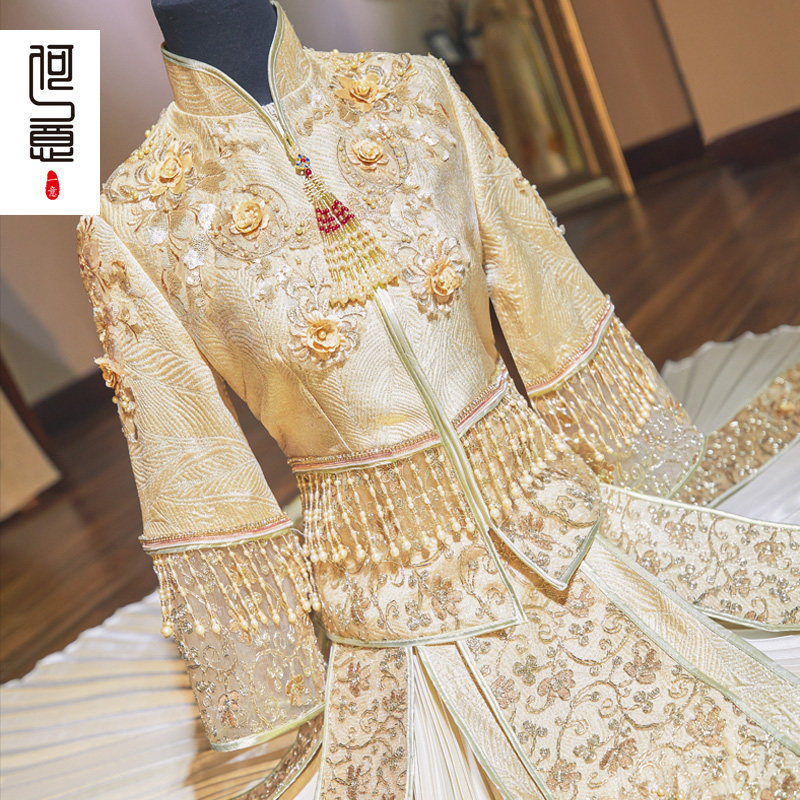 Xiuhe clothing bride 2022 new champagne toast clothing wedding Chinese wedding dress golden autumn and winter out of the cabinet