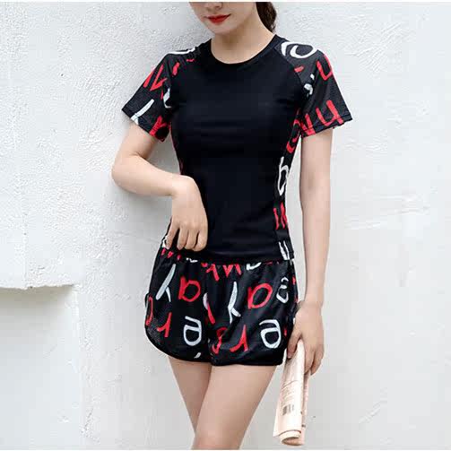 Large size comfortable fat mom meat cover swimsuit four briefs sports two-piece set hot spring short sleeves quick dry swimsuit