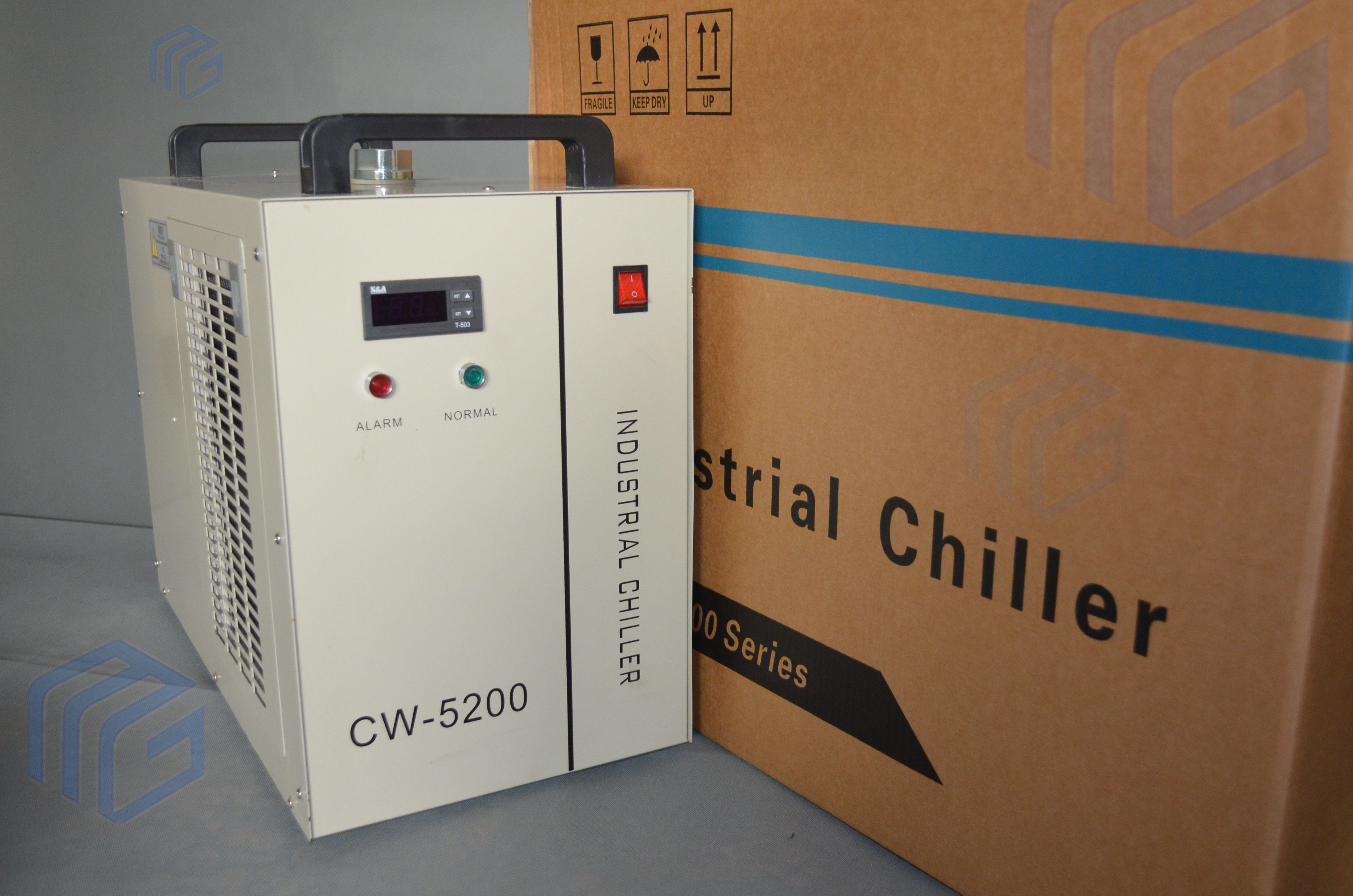 Машина лазерной резки cw5200 工业激光冷水机循环冷水机 激光冷水机 主轴冷却机 送过滤 Cold water machine