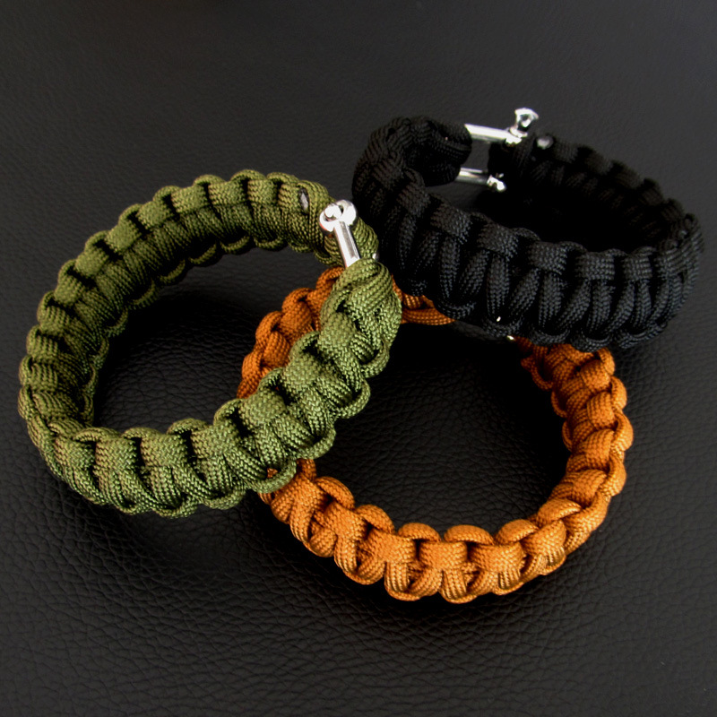 Clearance outdoor U-buckle emergency hand chain umbrella rope Hand chain Fashion survival bracelet Nylon rope Camping equipment