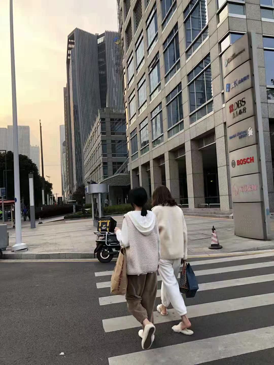 Mùa thu đông mới nhà bà lười nhà san hô nhung ấm quần ấm đơn giản cổ tích nhỏ thoải mái thả lỏng đôi ngủ quần đũi nam cao cấp