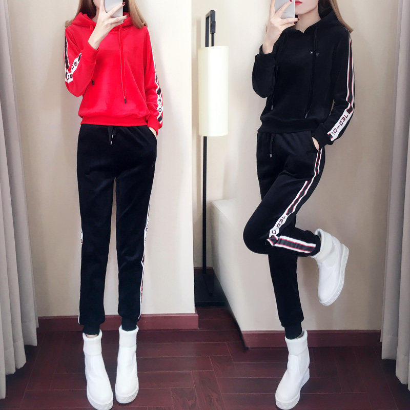 Tenue de loisirs femme      - Ref 3238873 Image 1