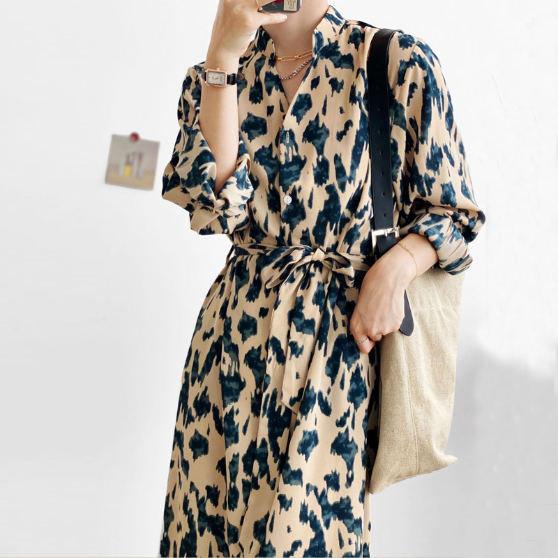 Europe station 2020 Early autumn lukewarm wind retro style Broken Flowers Long Sleeve Dress Woman V Collar Long Version Ink Painting Dress