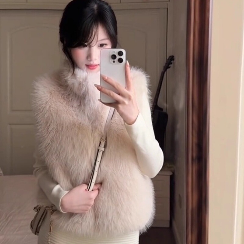 Furry Vest for Women, Autumn and Winter, Warm, Eco-Friendly Faux Fur Vest, Layered Outerwear, Stand Collar, Faux Mink Velvet Vest, Sleeveless Jacket