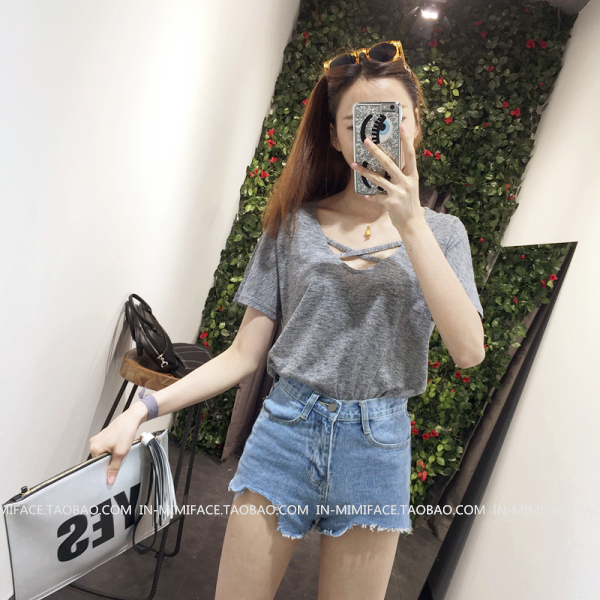 Mùa xuân mới của Hàn Quốc thời trang rỗng vòng cổ ngắn tay T-Shirt nữ Han Fan rắn màu Slim mỏng hoang dã áo khoác thủy triều