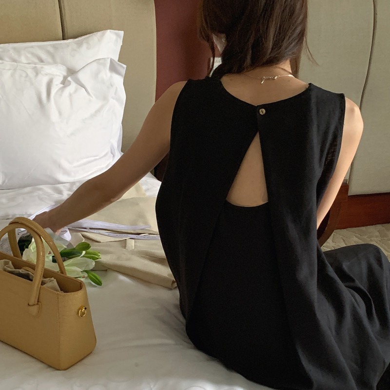 French-Style Sleeveless Cotton and Linen Vest Dress for Women, New Summer Model with a Subtle Backless Design, Minimalist Long Dress