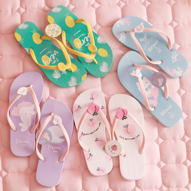 Cute flip-flops female summer fashion outer wear student non-slip bathroom clip-on beach couple beach sandals new style
