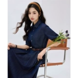 Женское джинсовое платье в стиле Giordano miu с плиссированными лацканами и полуоткрытой 𫔭 планкой 18465506