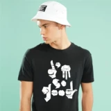 Zandanu Printed T -Shirts представляют собой серию кооперативных моделей мужской и женской рубашки, пара коротких T -рубашки 91099391