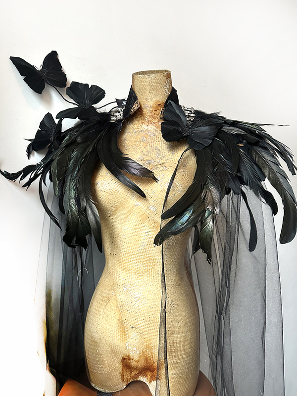 Steampunk Gothic Exaggerated and Ornate Detachable Feather Collar with Trailing Tulle Shoulder Decoration for Performance Photography and Vintage-Style Accessories