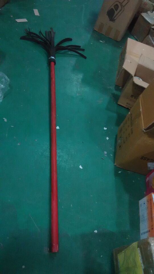gang tay bao ho Dụng cụ chữa cháy rừng số 2 Bình chữa cháy cao su Cây lau nhà chữa cháy số 2 Bình chữa cháy chữa cháy - Bảo vệ xây dựng luoi bao ve ban cong