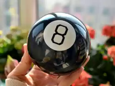 Friends around Magic ball Ye birth day gift creative black 8 ball Magic 8 ball