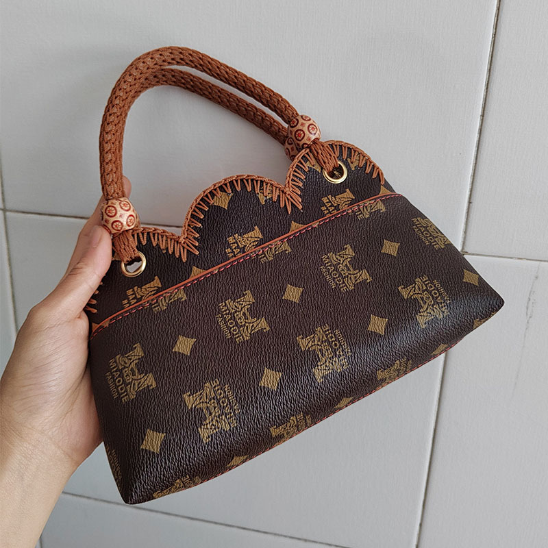Middle-Aged and Elderly Women's Bags, Mother's Bags, Mother-In-Law's Bags, Grocery Bags, Portable Handbags, Exquisite, Compact, Practical, Crochet Stitching Middle-Aged and Elderly Women's Bags, Mother's Bags, Mother-In-Law's Bags, Grocery Bags, Portable Handbags, Exquisite, Compact, Practical, Crochet Stitching