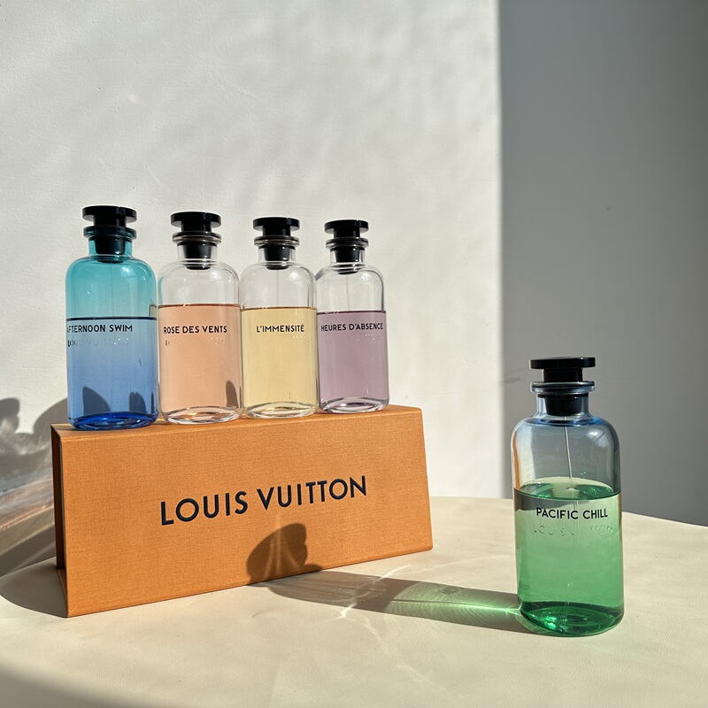 【50 with Free Shipping】Lv Perfume Si Yang Yi Shi Po Xiao Xing Qing Ben Xing Pacific Cold Current Authentic Perfume Sample