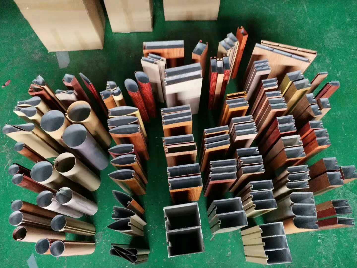 Aluminum Square Tube Aluminum Square Tong Aluminum Veneer Rectangular Pipe Suspended Ceiling CEILING PARTITION ALUMINUM TUBE MACHINED SUSPENDED CEILING PARTITIONS SEAL HEAD MANUFACTURER CUSTOM-MADE