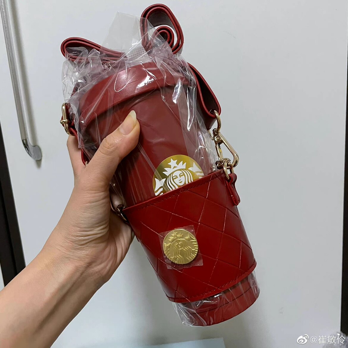 Spot Starbucks 2021 Christmas retro red stainless steel accompanying thermos cup with plaid metal card leather cup sleeve