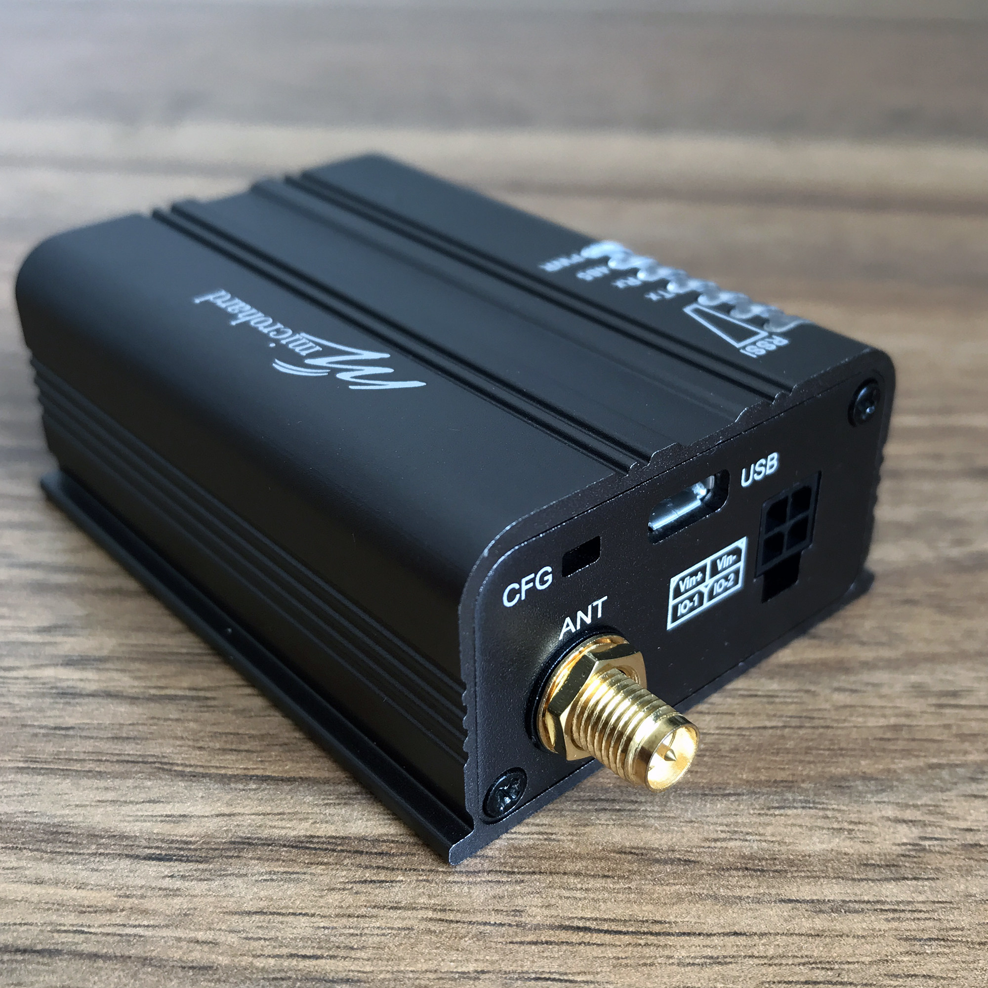 Microhard P900-ENC drone serial port transmission station 1W 60 km MHS185060