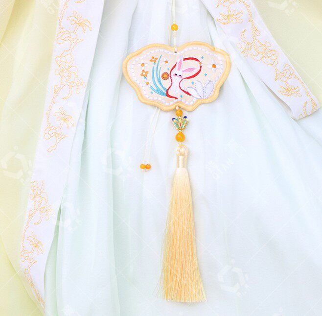 The new mid-autumn sachet double-sided embroidery laurel rabbit hanging neck sachet pendant special-shaped sachet Hanfu accessories waist