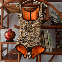 Winter thickened with velvet large BAO WEN triangular one-piece shapen clothes