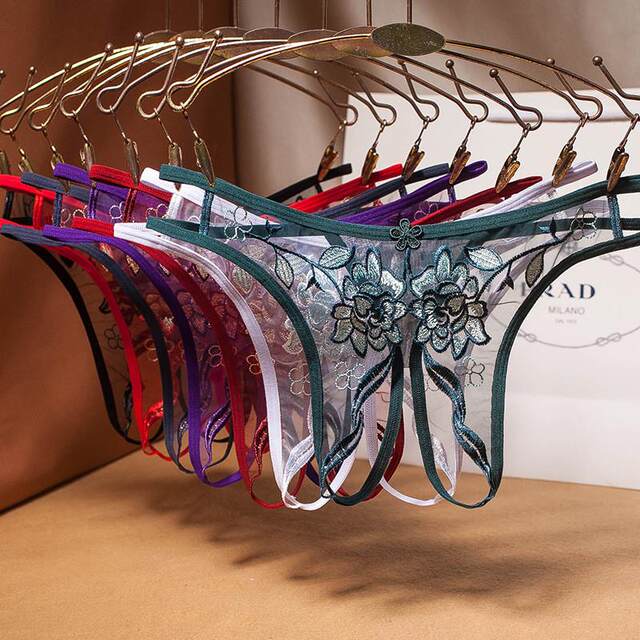 ຝຣັ່ງ embroidered panties sexy ເພື່ອ seduce ຜົວແລະ crotch ເປີດສໍາລັບຄູ່ຜົວເມຍ, ມ່ວນຂອງແມ່ຍິງແອວຕ່ໍາຕຽງສະດວກສະບາຍ hollow thong