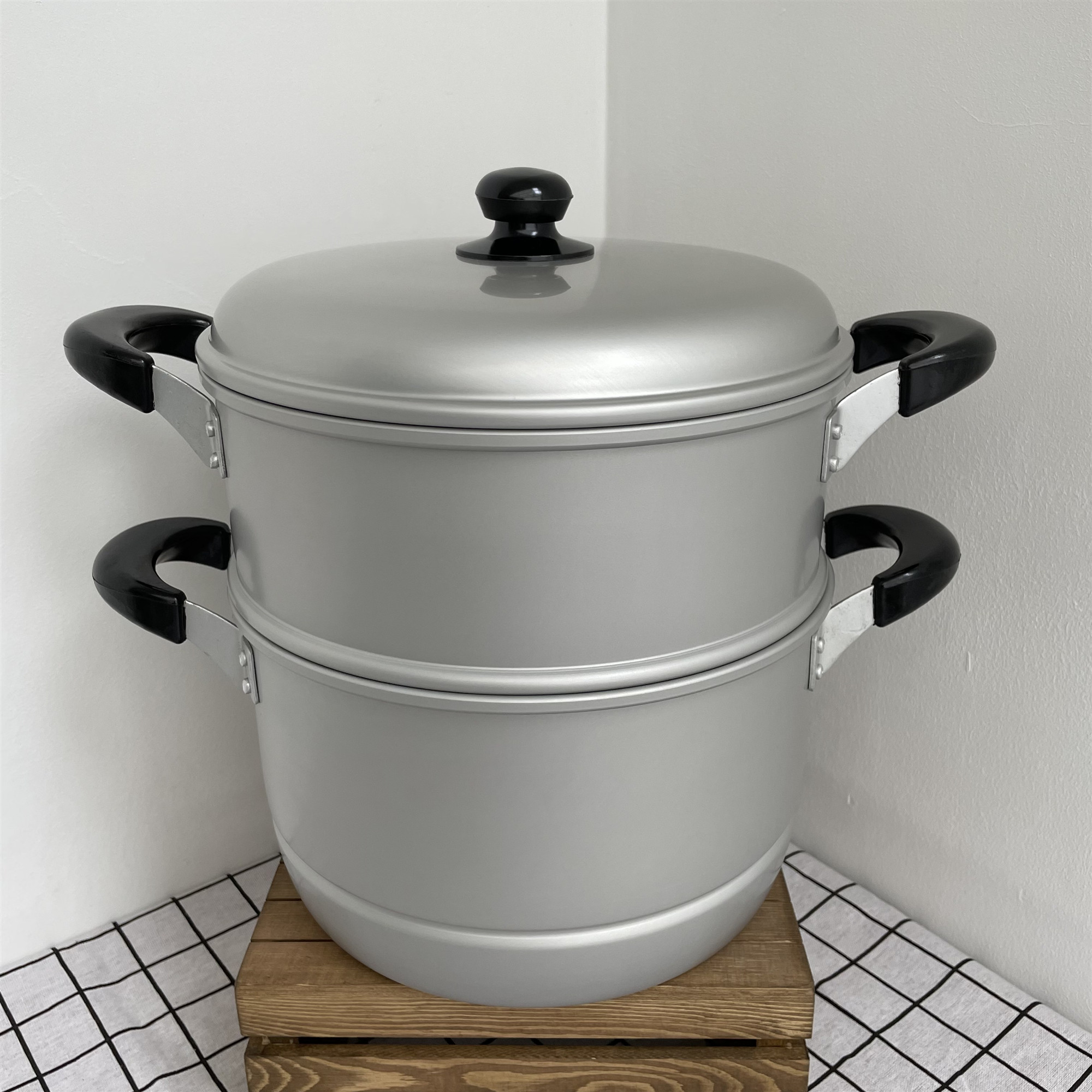 Exported to Japan 26cm steaming household Japanese-style soup pot steaming dual-use stew pot steamed steamed bread thickened old-fashioned aluminum pot