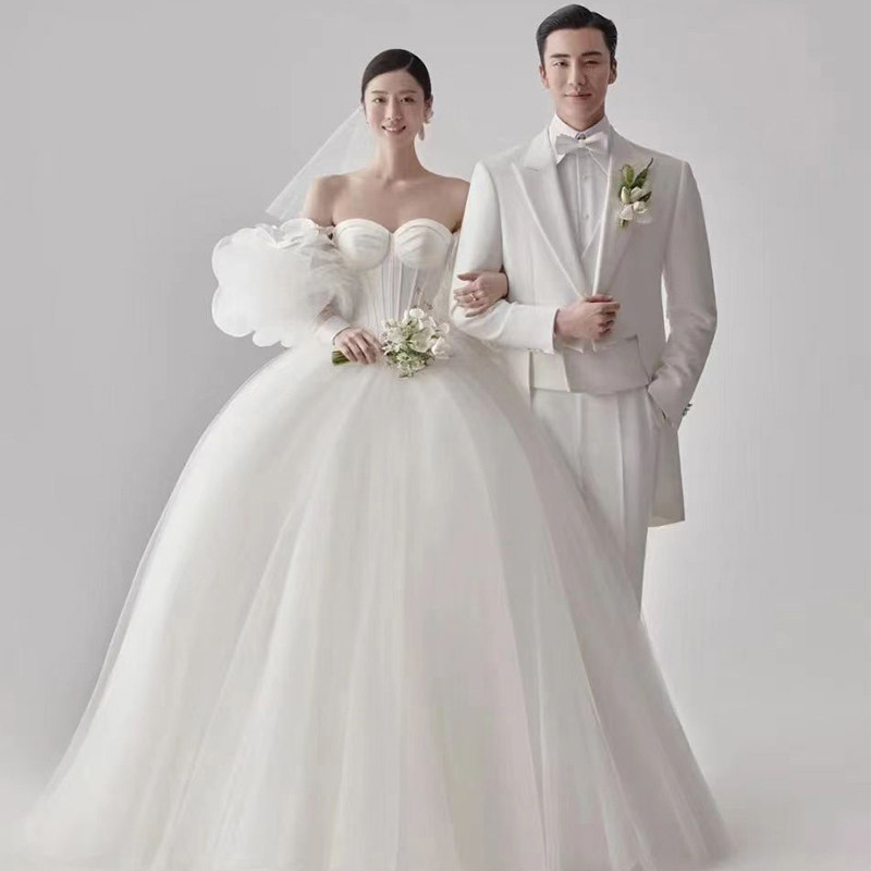 Photo studio couple wedding photo theme clothing photo dress photo photography fashion white flower sleeve tutu skirt