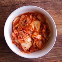 Northeast authentic Korean spicy cabbage Korean kimchi spicy cabbage 6 88 yuan 250 grams six servings