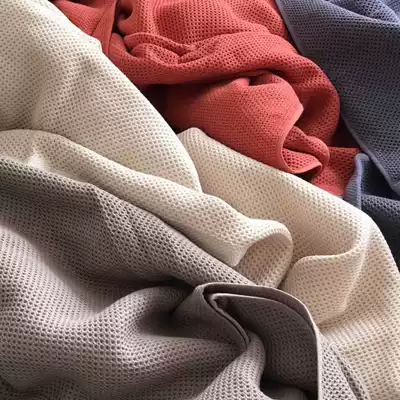 Sister Liu's factory cleans up pure cotton honeycomb towel quilt is particularly good in four colors