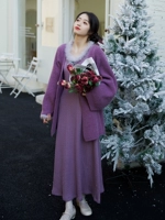 Фиолетовое (пальто) место