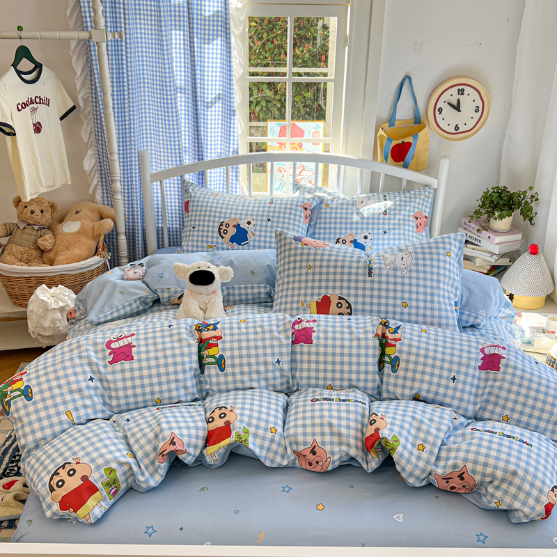 Four-Piece Set of Pure Cotton Sheets and Duvet Covers for All Seasons, Super Stylish Crayon Shin-Chan Bed Sheet Set, Three-Piece Set