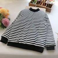 Черно -белая классическая полоса