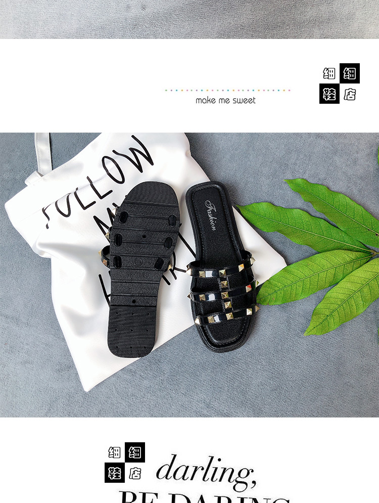Dép nữ mùa hè thời trang dép 2018 từ mới kéo đinh tán bằng phẳng sandal nữ đế thấp