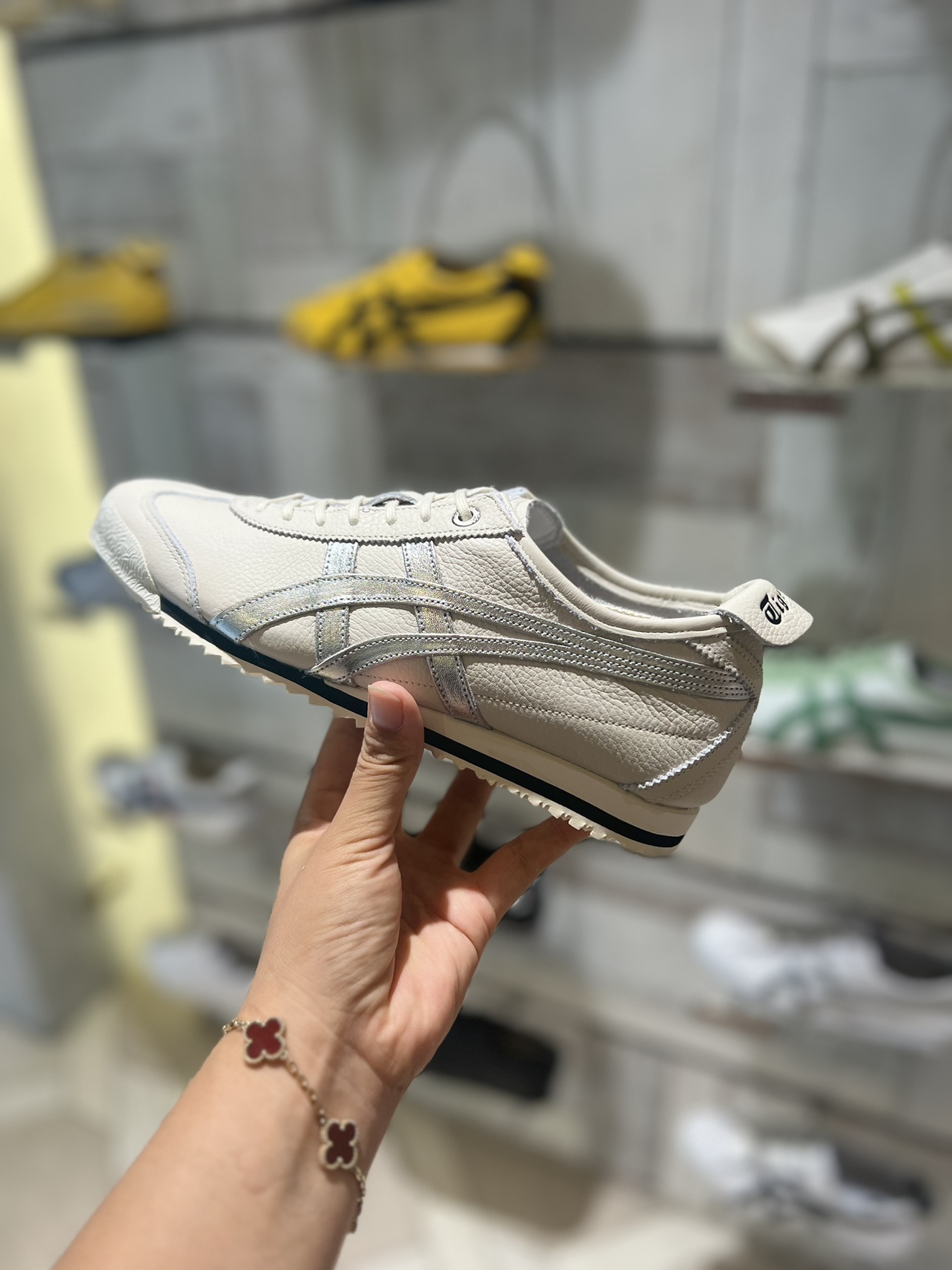 en 大神 日陰 Kishimojin Temple(Zoshigaya)No horns demon,Tokyo | 池袋ガイド