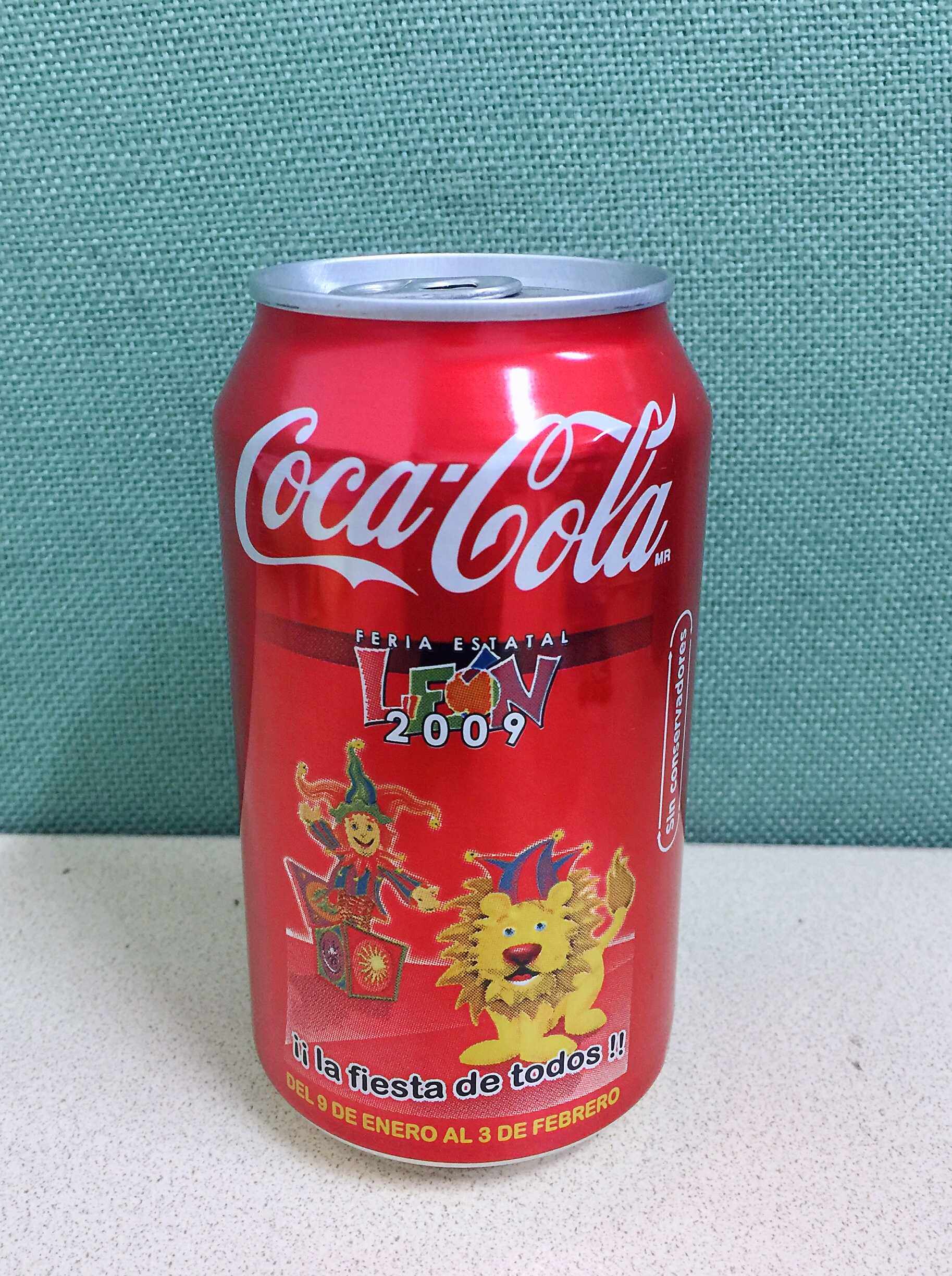 Mexican Coca-Cola Leon cans