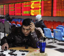 由于中国债券的收益率相对于其他经济体缺乏吸引力，以及人们预计经济强劲反弹可能会压制债券，海外投资者一直在抛售中国债券。但是，最新的数据显示...