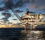 TransOcean公司周二表示，海上钻井平台市场正在复苏，尽管速度缓慢，但该公司预计将利用市场趋紧和对高规格钻机需求不断增长的机会。尽管过去几个月油价下跌，但客户...