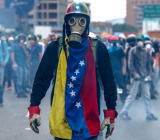 1月23日，特朗普政府宣布将支持委内瑞拉国民议会领导人瓜伊多(Juan Guaido)。当天早些时候，瓜伊多宣布自己为委内瑞拉临时总统。在特朗普总统承认瓜伊多后...