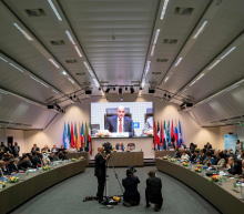 随着谈判的进行，油价在下周可能会失去动力，尽管我们今天看到了油价冲高。”他并补充说，在油价触及逾七年高点后，有些投资者立场转为谨慎，他们也进行了一些...