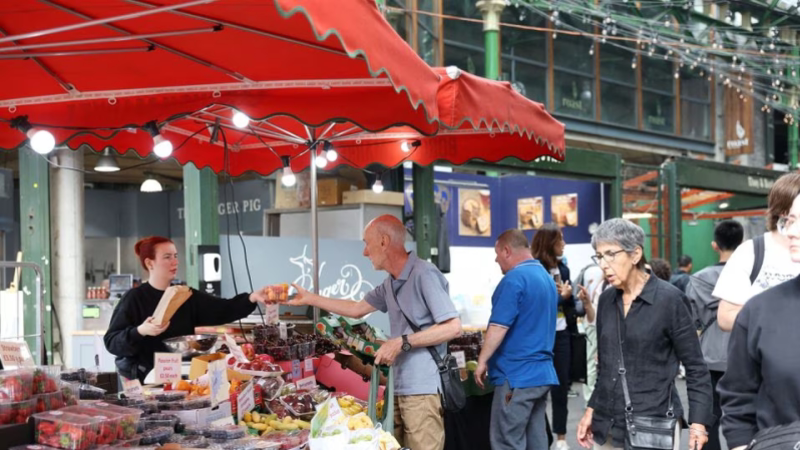 英国9月CPI维持在6.7%，并未延续下降趋势，央行加息可能上升
