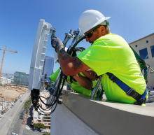 初请失业金人数报告：初请人数再度降至疫情时期最低，但市场预计受飓风影响，下周人数恐有所回升