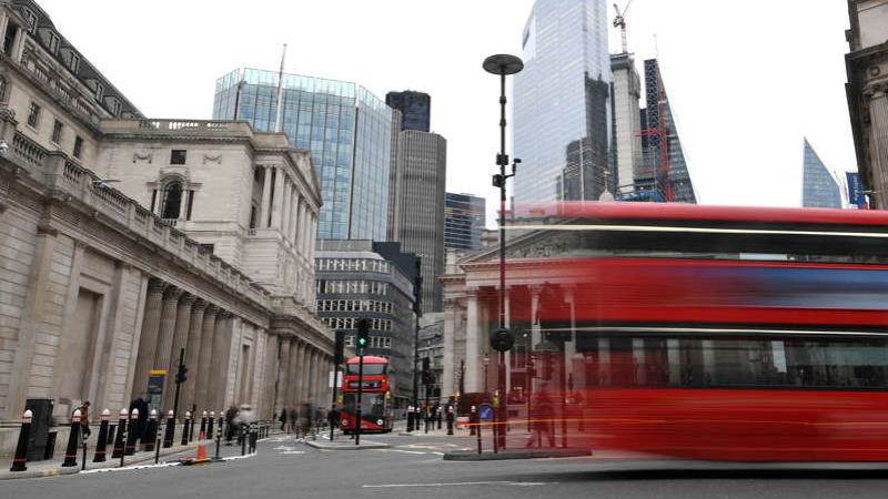 英国央行大举介入债市，为何未能提振英镑？
